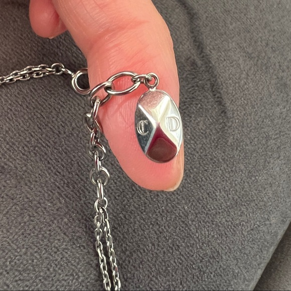 Dior Necklace with Crystals - Picture 6 of 7